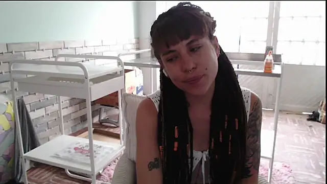Chat XXX en directo de Hellen_dumont