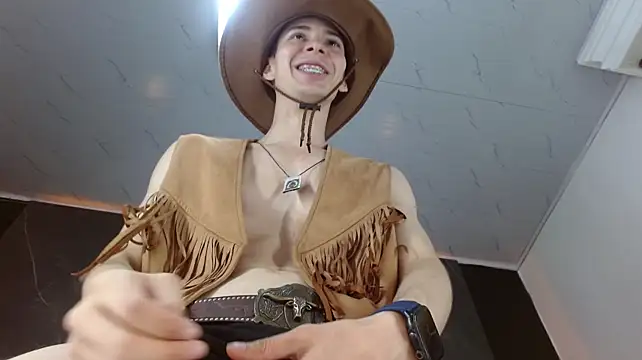 Chat +18 de Brandon_Wolf ao vivo