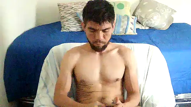 thomas2wood's Live XXX Chat