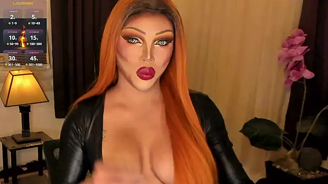 YOUR_LOVE_GLAMOUR's Live XXX Chat