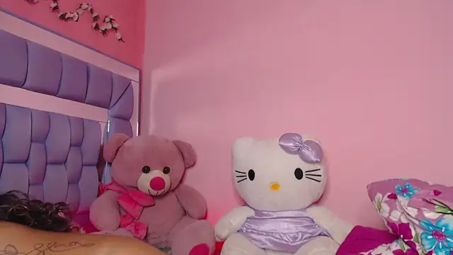 Lilly_Jacksonn Adlı Modelin Canlı XXX Sohbeti