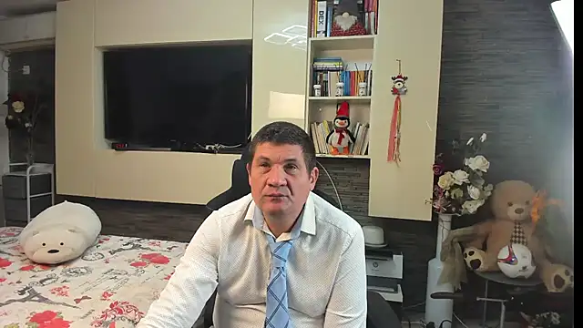 SpartacusDaddy48n Live XXX chat