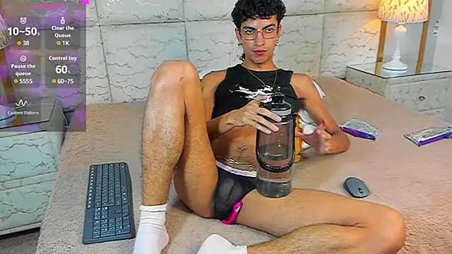 XXX chat uživo modela AxelRush