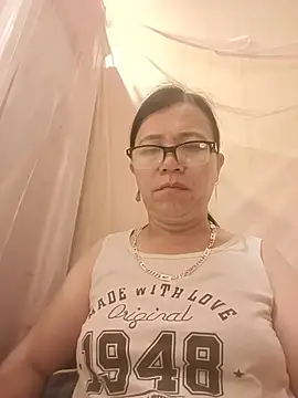 Chilly-wet's Live XXX Chat