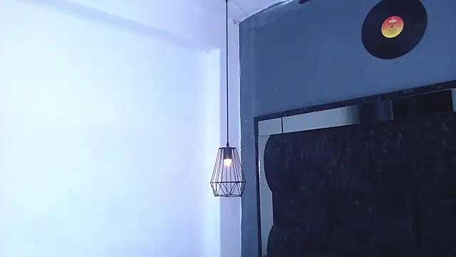 GoldenBoy_23 – Naživo XXX chat