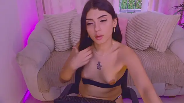 Czat XXX na żywo – Susy_Doll1