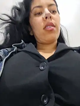 Онлайн чат XXX Luianna
