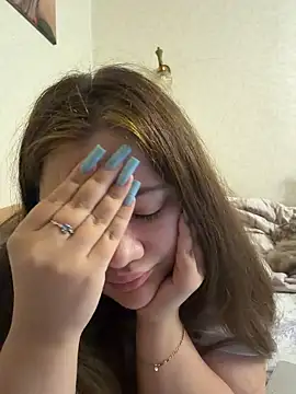 XXX chat uživo modela Kate_bigass