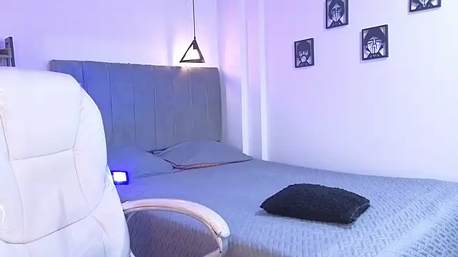 Chat +18 de iam_sofiia ao vivo