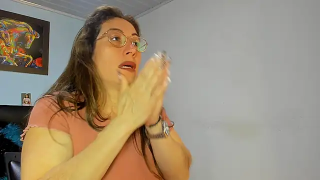 kaylaMinov_ live XXX chat