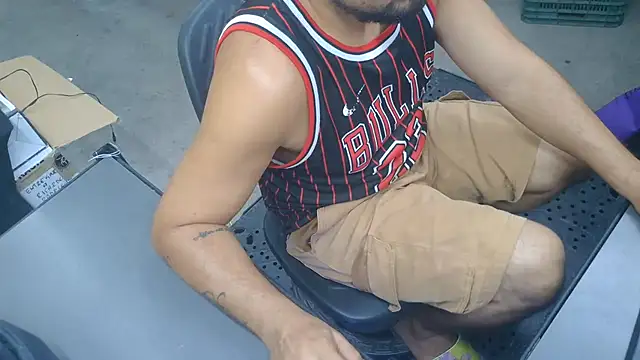 BustedCalln Live XXX chat