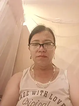Chilly-wet's Live XXX Chat