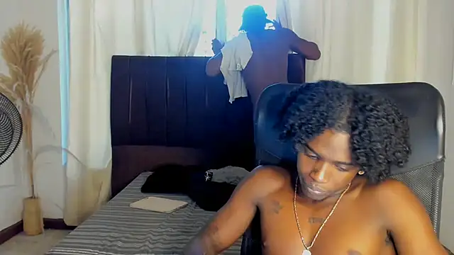 Chatroom XXX en direct de reniek_06