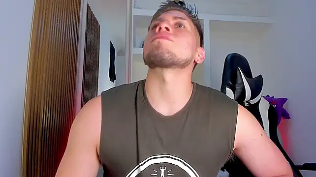SebastianMaximoff_ Adlı Modelin Canlı XXX Sohbeti