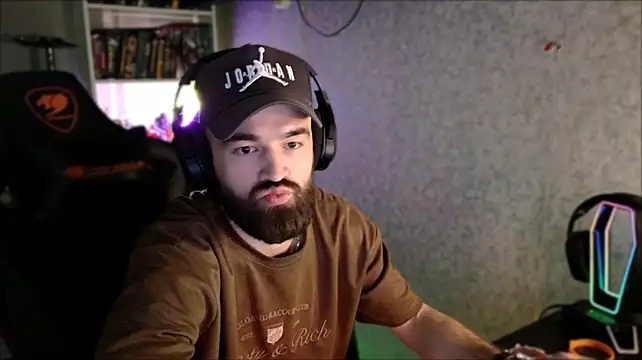 Chat XXX en directo de _Serious_Man