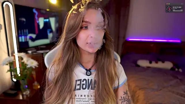 Kamila_icee 即時 XXX 聊天