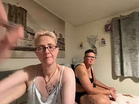 Živý XXX chat Curvy-Jinx
