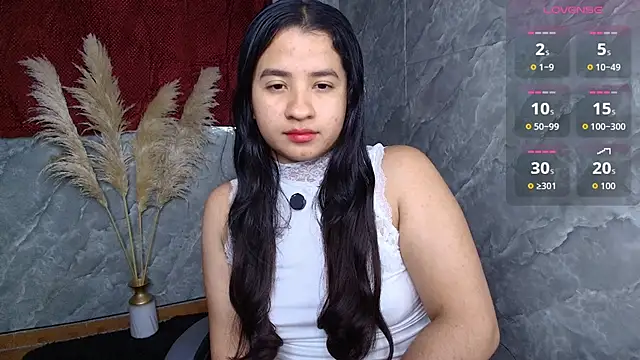 thepeach_ Adlı Modelin Canlı XXX Sohbeti