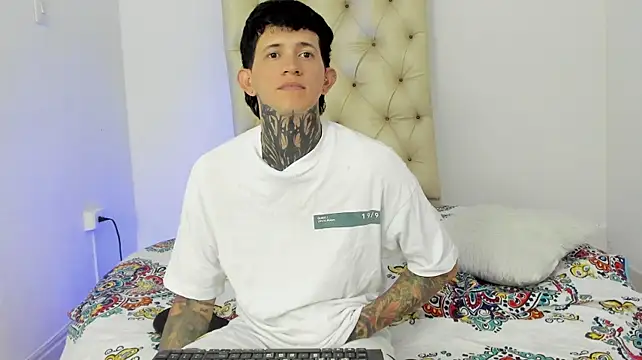 Онлайн чат XXX Junior_manuel26_