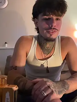 PINCH3G Chat XXX in diretta