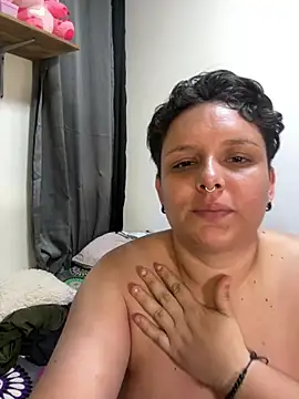 Chat +18 de Mabelydani ao vivo
