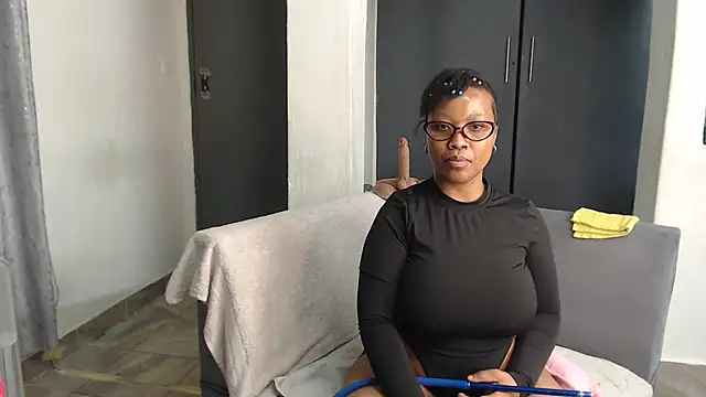 Doja_Peach's Live XXX Chat