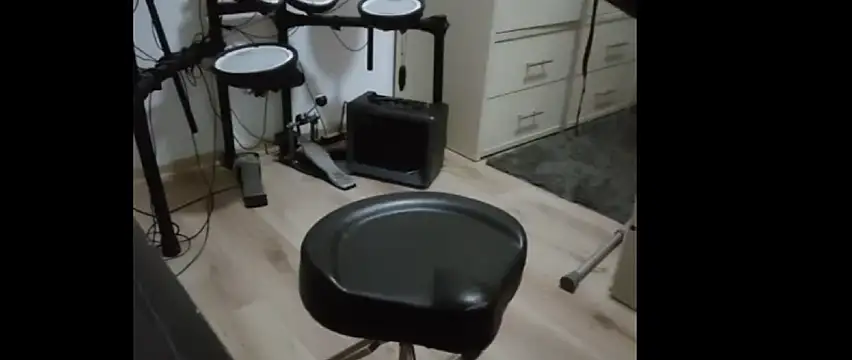 Ethandiggg Live XXX-chat