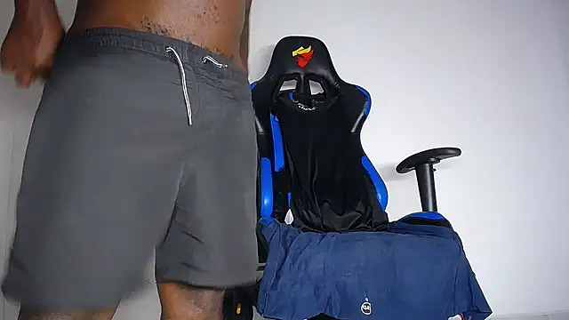 MAXJONES_2 Webcam-Show