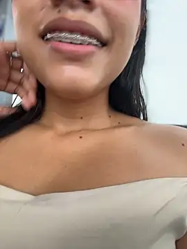 Sara-Castillo Chat XXX in diretta