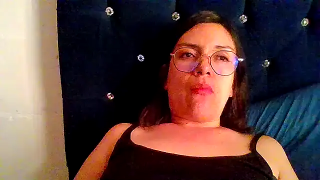 princessbella93 Adlı Modelin Canlı XXX Sohbeti
