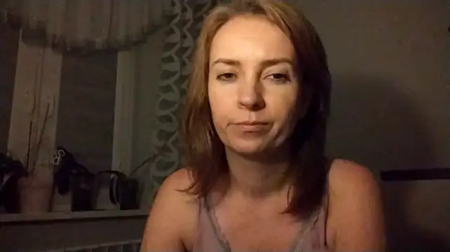 Онлайн чат XXX JenniferAlone