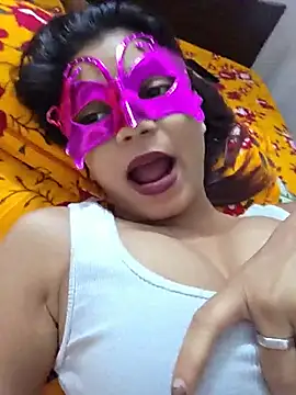 ThriftyRose webcam show