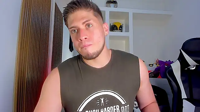 SebastianMaximoff_: διαδικτυακό σόου στην κάμερα