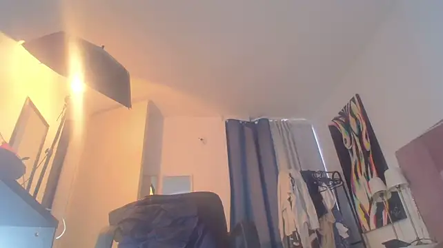 lizzy_squirtのライブXXXチャット