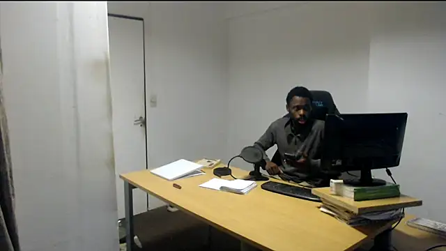 Mastertopdome's Live XXX Chat