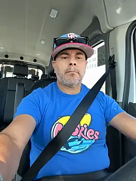 Chat XXX en directo de ValuedConcept687