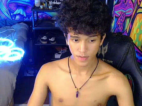 hugekenbigcock Chat XXX live