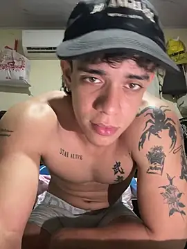 valdren_vylord Adlı Modelin Web Kamerası Şovu