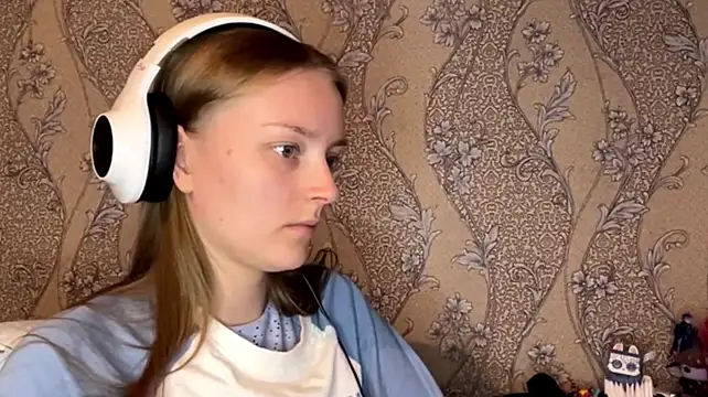 EmyMiu Live XXX-chat