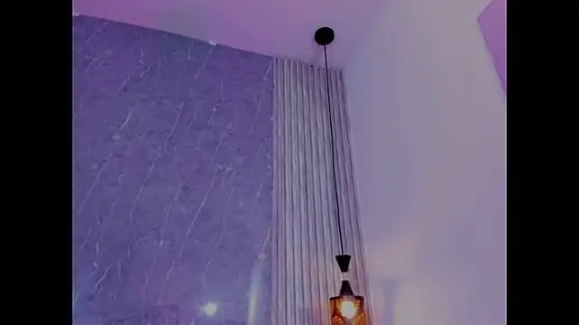 XXX chat uživo modela Little_Melody