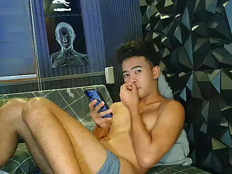 xx_topless' Live XXX Chat