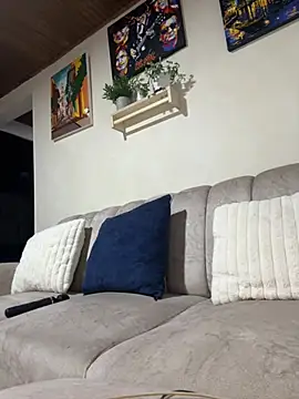 Chat +18 de AgathaGeorgiou ao vivo