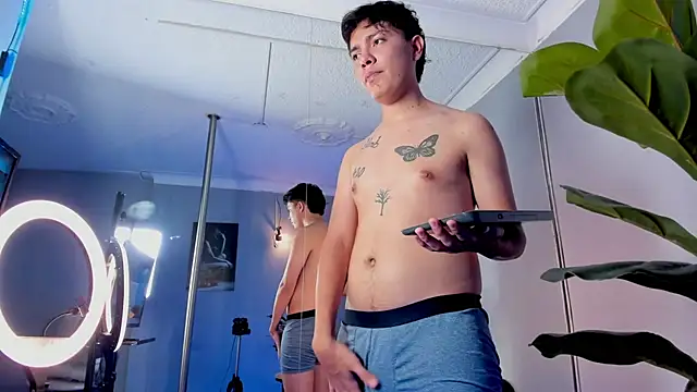 Marco17__n Live XXX chat