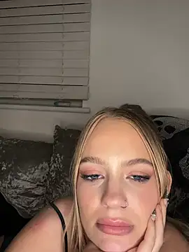 AlexiiaHaven's Live XXX Chat