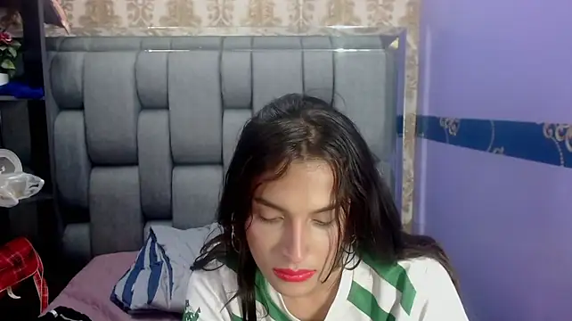 Amy_Blair__ live XXX chat