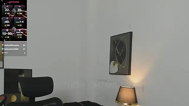 Thom_Ohtani élő XXX-chatje