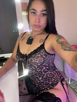 Brenda_Kiss_のライブXXXチャット