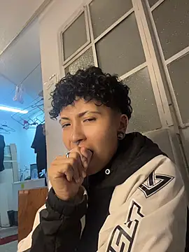XXX chat uživo modela ian_mathias_