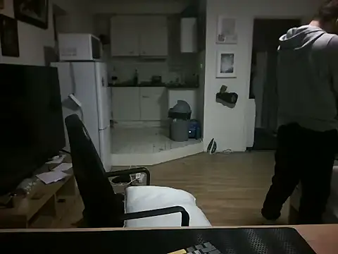 XXX chat uživo modela mihaimichael