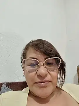 Živý XXX chat AlexxiaaMat